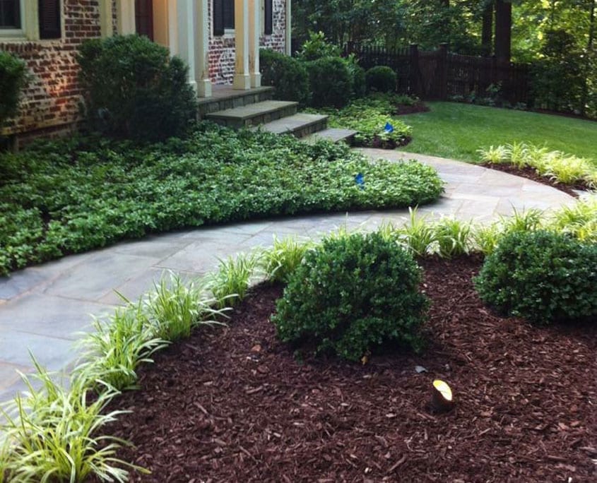Lawn Care - Mulch Application - Arlington, Virginia